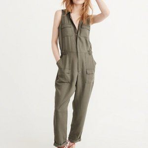 Abercrombie & Fitch Sleeveless Utility Jumpsuit in Olive XSP